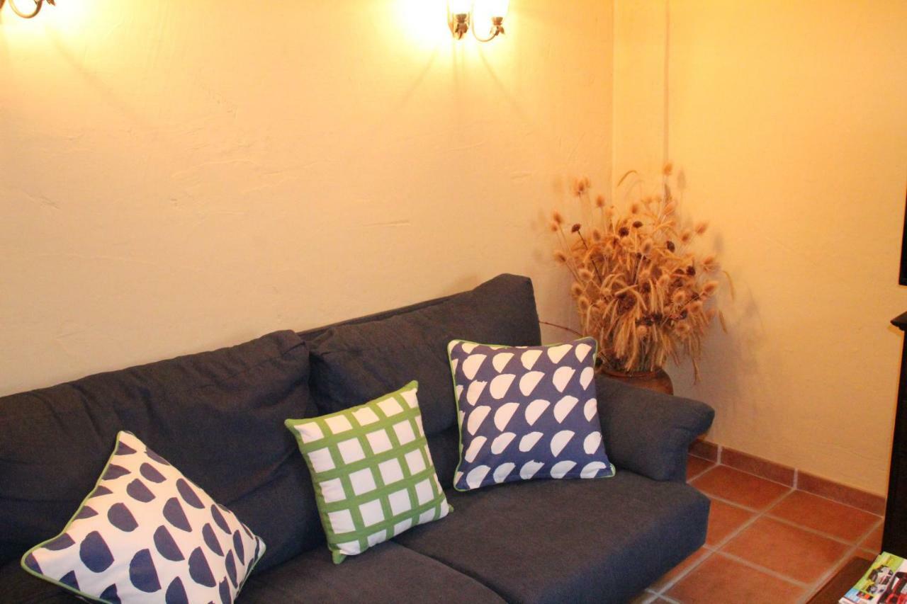 Casa Rural Celtia Aguilar del Rio Alhama Exterior photo